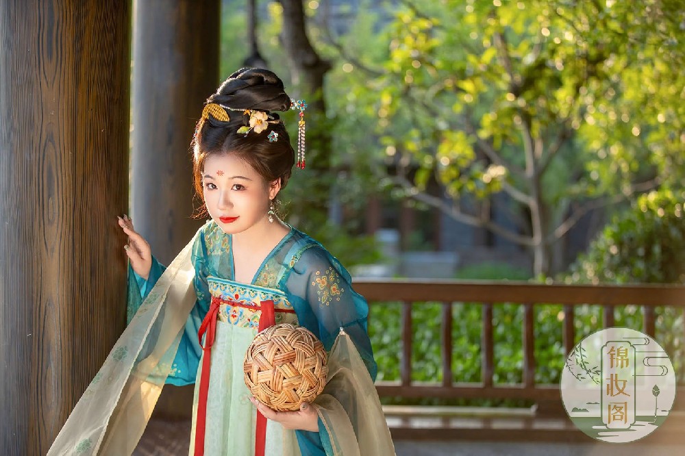 开封半亩园唐制汉服拍摄