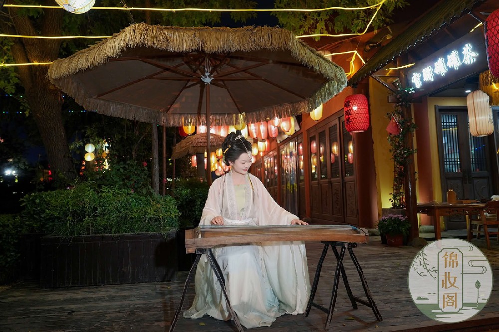 开封清明上河园宋制汉服拍摄